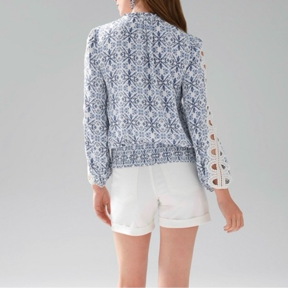 💙White House Black Market Blue and White Embellished Long Sleeve Blouse💙 - Picture 3 of 10